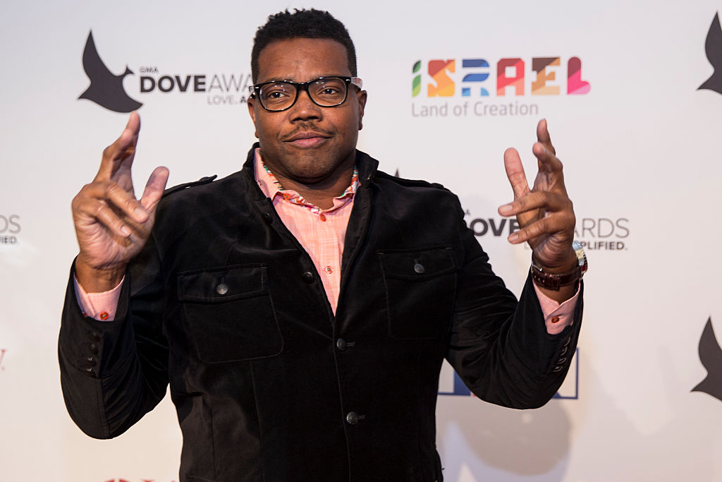 ENTERTAINMENT: OCT 11 Dove Awards